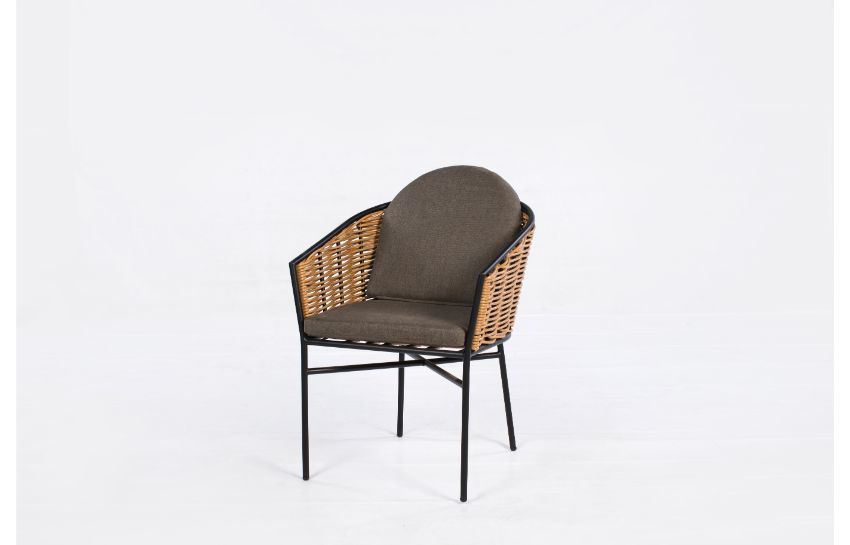 alyssa Chair 