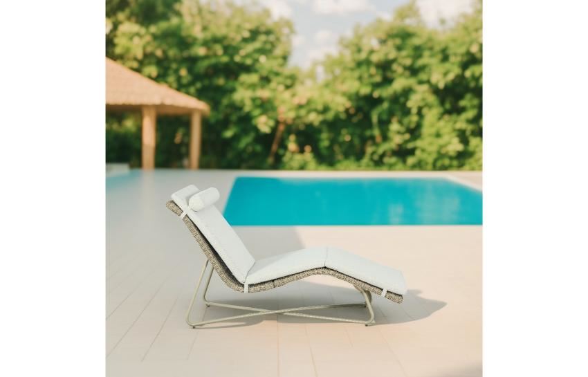 woven sunlounger