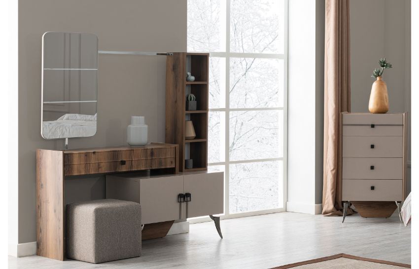dresser mirror