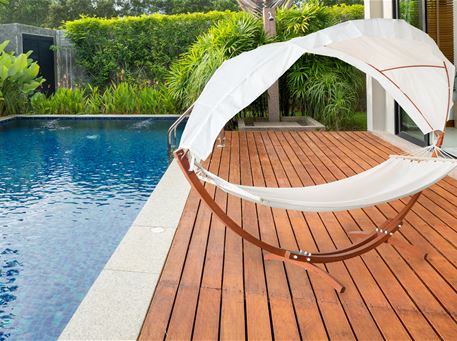 HCS008 - Hammock With Wood Stand And Sunshade