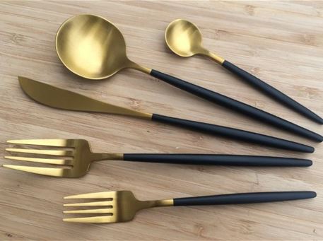 VOTUMN - Black And Gold Cutlery Set of 36 Pieces 