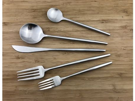 VOTUMN - Stainless Steel  Cutlery Set of 36 Pieces