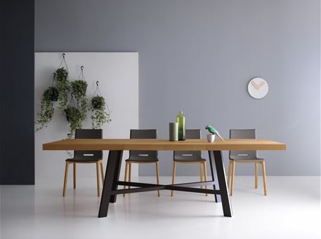 COOPER - Simple Modern Dining Table