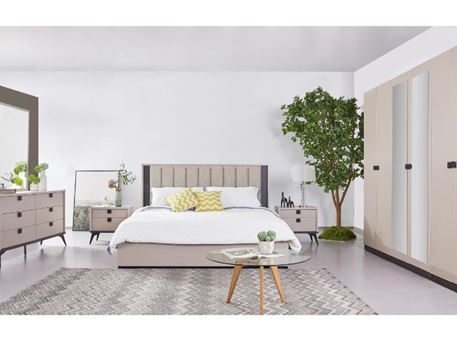 FITTING - Champagne Master Bedroom Set