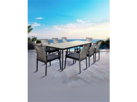 CLIP - Black outdoor dining set.