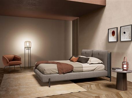 DANIEL - Modern master bed.
