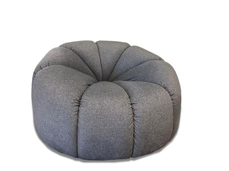 REPUBLIC -grey armchair