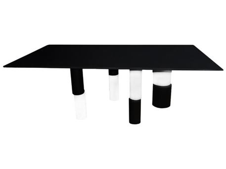QUIET-Black & White Dining Table