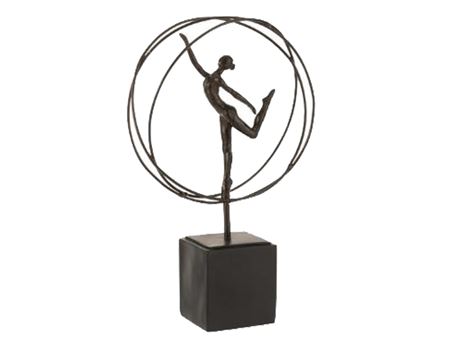 21482-Gymnast In Circle 