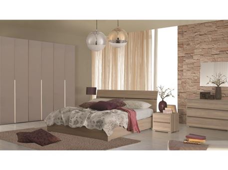 NEW BOOK - Queen Size Oak Bedroom