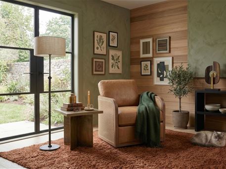 CUDDLE-Camel Leather Armchair With Revolving Mechanism